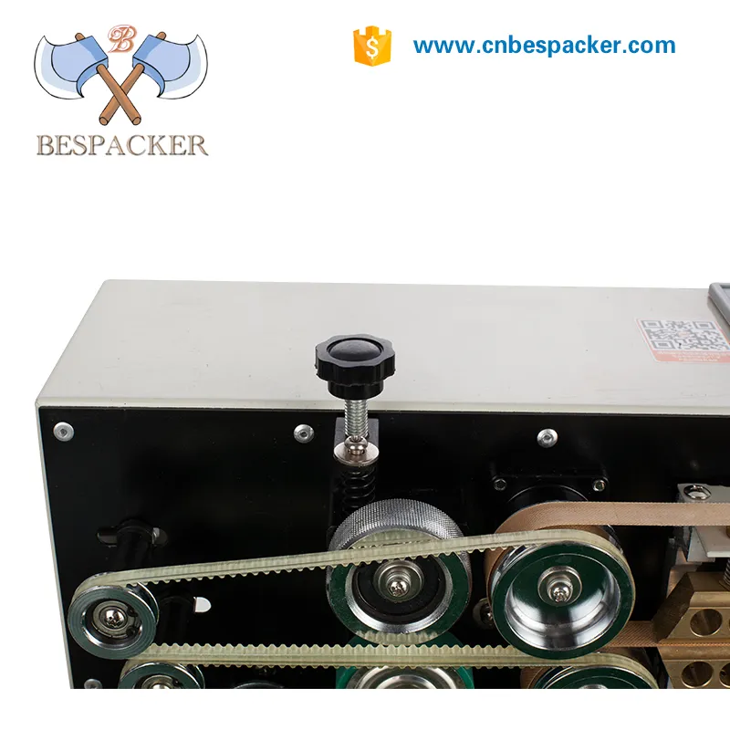 Automatic continuous plastic bag heat sealing machine