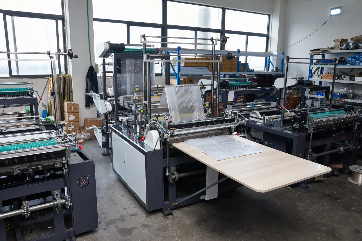 Price 4 Lines HDPE, LDPE Plastic Nylon Flat Garbage Bag Heat Bottom Sealing Cold Cutting Non Woven Automatic Shopping Bag Making Machine for Biodegradable PLA